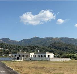 5 bedroom luxury seaside villa with indoor & outdoor pool, near Acharavi, sleeps 10